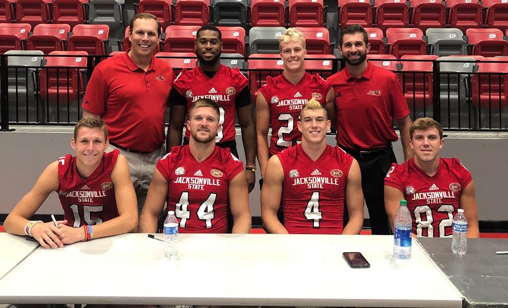 JR_Sandlin's tweet photo. Very proud of our TE position group. Following the ‘19 FALL semester we as a unit...

🎓 1 Graduate 
🎖 3 Presidents List Recipients
🏅 1 Dean’s List Recipient
📚 3.30 Unit Term GPA

G  R  E  A  T    W  O  R  K    M  E  N 

#StayCocky 🐓 #FearTheBeak 👌🏼 https://t.co/5F3KqLtNU3