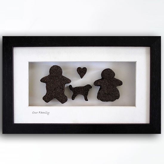 **NEW**
Bog Family with Dog will make all pet lovers smile. We can customise the mount with a special greeting or name. A completely unique wedding gift, this piece is perfect for the a loving couple and their dog!
weddinggift.ie/product/our-bo…