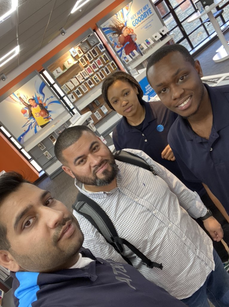 jaimeattbiz's tweet photo. #CRUshing a lead sent by @anika_wireless followed by a store visit. @nabeelgot_it @MrCRU_ShawnPoon @dobiesj @DC_XFactor @DomDavis_ #marvelousMidAtlantic #teamhulk #cradelpoint https://t.co/qKwT99g3k7