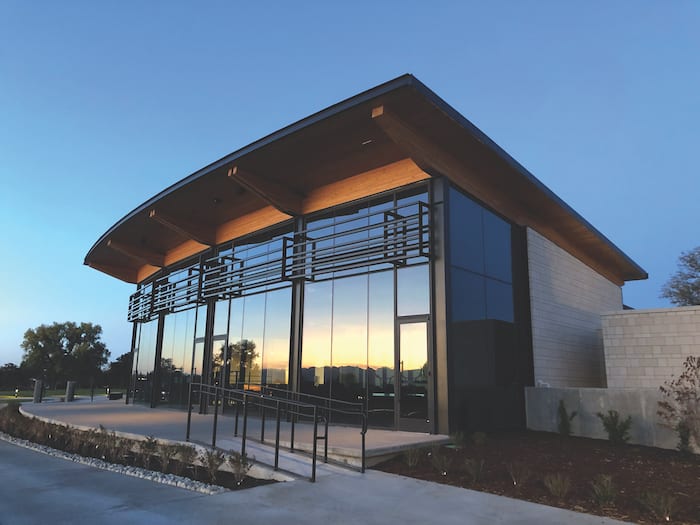 JNSarchitecture's tweet photo. With a thoughtful design and respect for its context, the new #CityPark Golf Clubhouse is a meaningful architectural addition to Denver. Read more in JNS Founder Jim Johnson's article in #BuildingDialogue! https://t.co/IYxM16teFq https://t.co/QzJi608Pvr