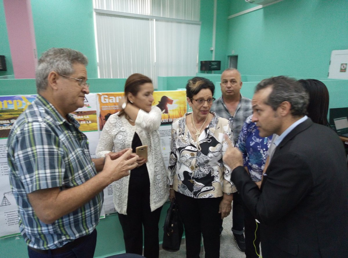 Continúa recorrido de autoridades del <a href="/citmacuba/">Ministerio de Ciencia, Tecnología y Medio Ambiente</a> por entidades de ciencia, tecnología e innovación de la #UCLVconCiencia 
➡️ La ministra <a href="/ElbaRosaPM/">Elba Rosa</a> señala el impacto y las potencialidades de #UCLVnuestra en la #CienciaCubana