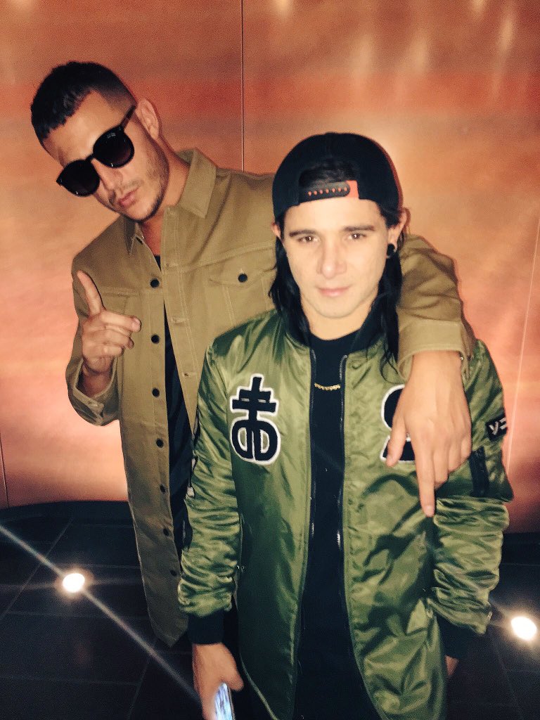djsnake's tweet photo. Happy birthday to my brother @skrillex More Life for a real one 🖤 https://t.co/vzghpv7MMG