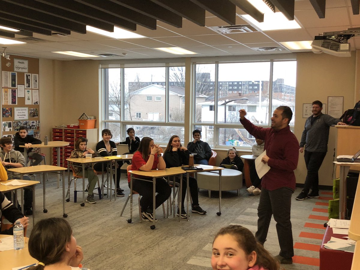 6_8Wolfpack's tweet photo. More collaboration in our History lessons as @Borges8s_JJ @BenPlazzotta demonstrating how to debate. Example Topic: Best Actor #Engaging #StudentLearner #TeachersAreInvested https://t.co/NwfzDKK8Ge