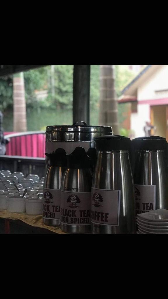 Coffeefytea's tweet photo. Throwing back to 2018. We changed the look to make our services even better.
Order now for your next cup of Coffee,tea,cappuccino.📲 +256751003158
@FrancisAdule @rosie_r37 @BonifaceOmuge @Younisebz @lubowami @lumaatic @gloshamito @terriegladys @akampa01
#InspirationInEverySip https://t.co/yIJjc4uo5a