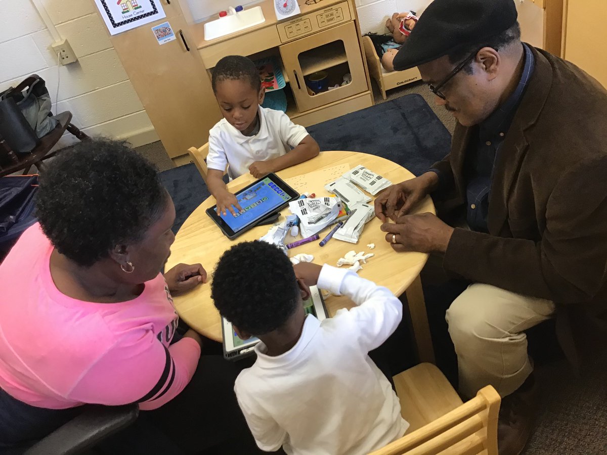 mrspinpre's tweet photo. One on one- using play dough and iPads @BCECC_DAYMAC https://t.co/2ZfZmXTIgR