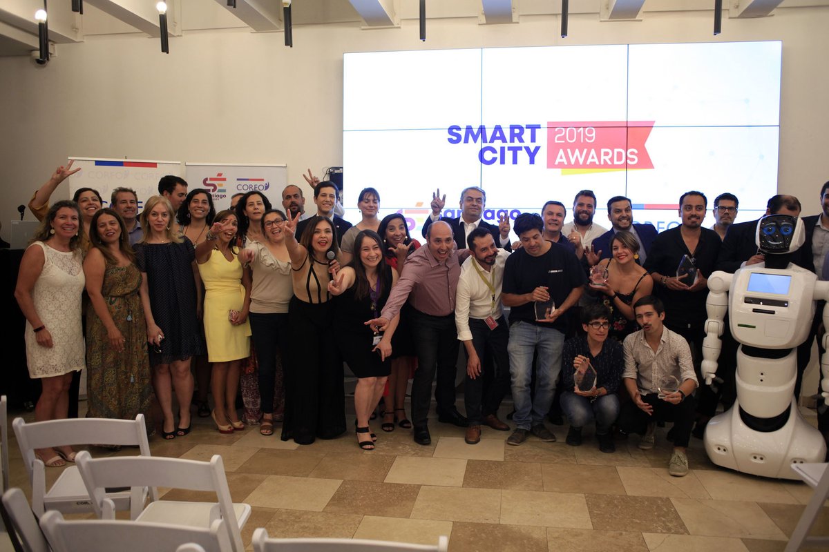 Sé Santiago Smart City tweet media