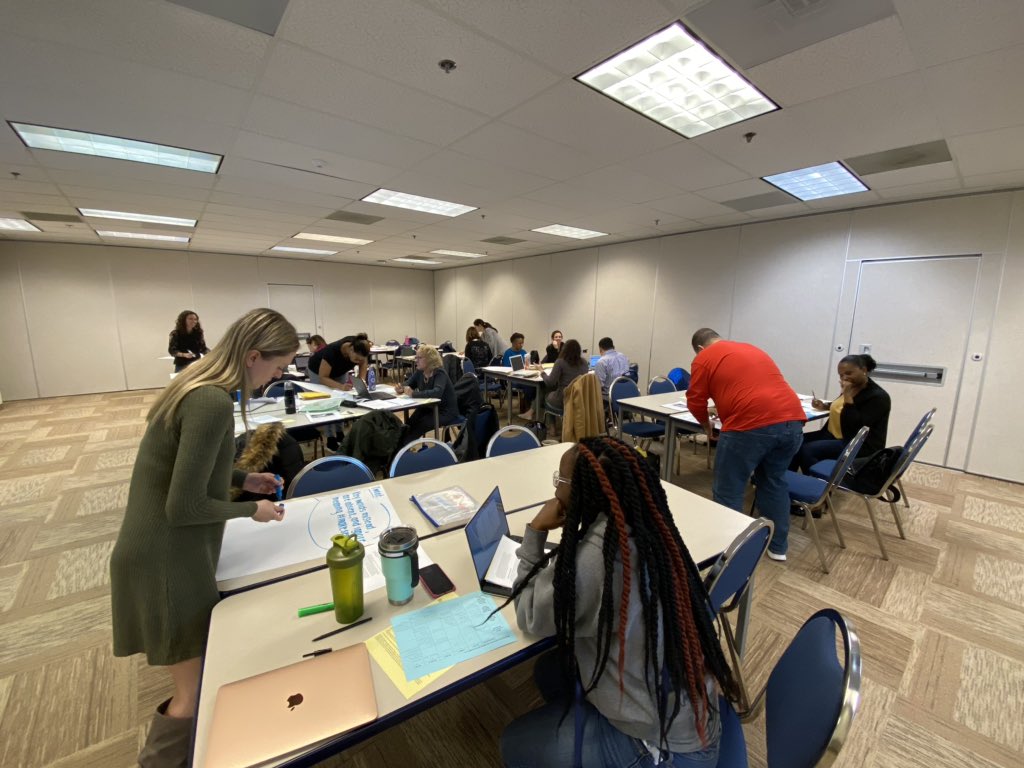 MrsGiampapa's tweet photo. New Math Reps creating tweets to synthesize why key words don’t work #steeringinthewrongdirection #mathfunandlearning https://t.co/zNicUNypYU