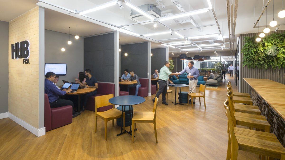 fcalatam's tweet photo. O HUB FCA é a nova forma de trabalhar na indústria, pautada pela conectividade, pelas interações pessoais e pela abertura ao acaso. Vem conhecer o conceito (e o espaço que o materializa)!
#HUBFCA #Inovacao #Conectividade
https://t.co/kH4HOsOPOg https://t.co/s4WbvpE4tf