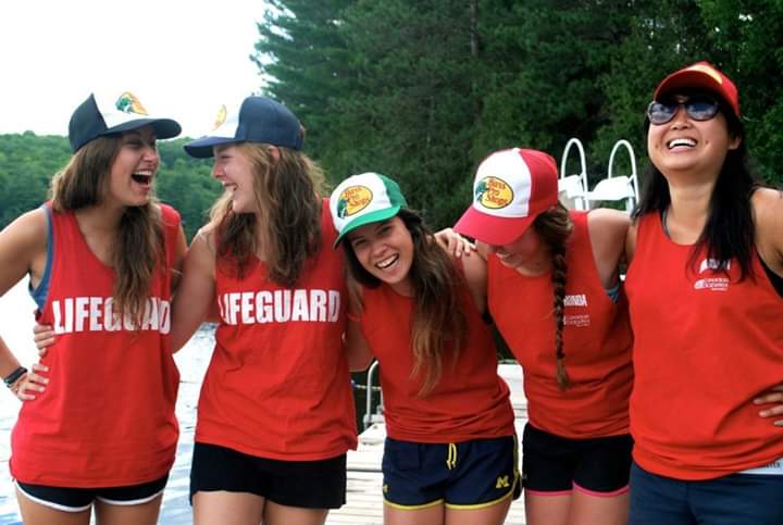 Are you:
Alert? ✔️
Focused? ✔️
Energetic? ✔️
A strong swimmer? ✔️ 
If you'd like to spend your summer by the water, swimming and soaking in the sunshine; being a lifeguard at a Canadian summer camp is the role for you 🔆

Find out more 👇
campcanada.co.uk/summer-camp/ca…
@NyquestCanada 🇨🇦