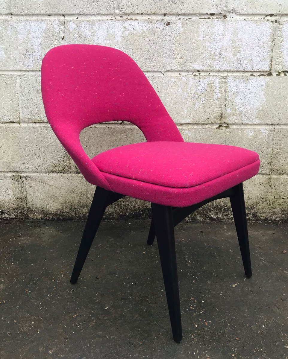 Yes to this beautiful @ButeFabricsLtd fabric adorning this chair!
.
This one is up for sale. DM for details. 
.
#ChairRepairWorkshop #upholstery #furniture #reupholstery #tenterden #shoplocal #craft #trade #reloved #relovedfurniture #reclaim #modernupholstery #bespokeupholstery