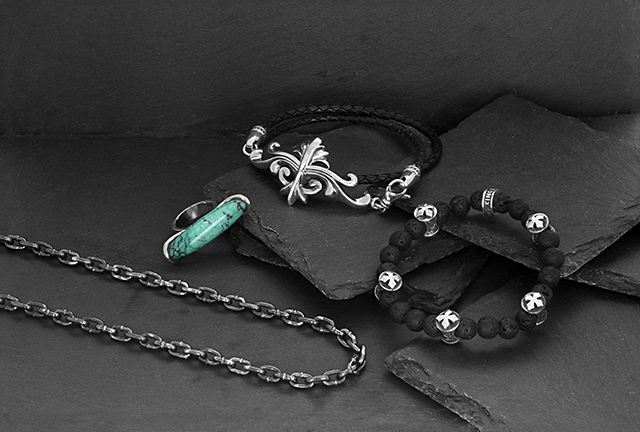 kingbabystudio's tweet photo. What's your next on your King Baby wishlist?
โข
https://t.co/Lz7lsGJFEP
โข
#KingBaby #HandCrafted #madeintheusa #mensjewelry #925silver #mensfashion #womensfashion #womensjewelry #sterlingsilver #silverjewelry #featureditems #turquoisejewelry #crossjewelry #madeinamerica https://t.co/iIWe98J6W3