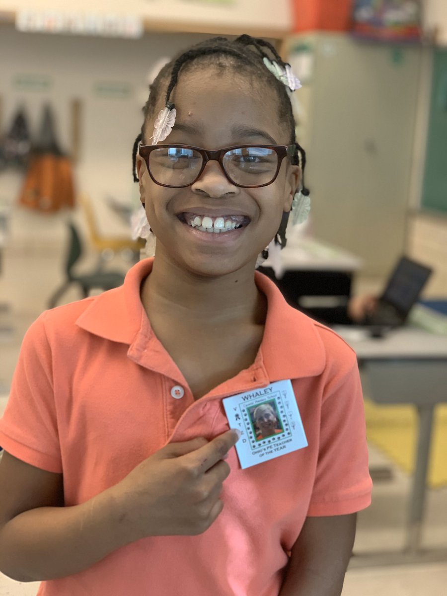 BCSDCentral's tweet photo. Our students (and staff) will be honoring our awesome PE Teacher of the Year, Ms. Whaley every “Whaley” Wednesday this year, with these awesome pins!
#CentralBearcats
#BedfordBearcats
#CentralEveryDay
#EveryDayWeROAR
#WhaleyWednesday https://t.co/yePltcw0vq
