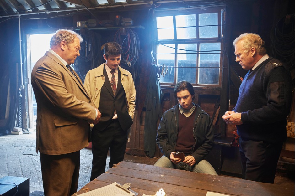 ShepherdMgmt's tweet photo. **** 'A tasteful treatment of one of Britain’s most notorious murders, performed by a first-rate cast' @RadioTimes
#WhiteHouseFarm continues tonight | 9pm | @ITV
with @ScottReid93 and #AndrewFrame https://t.co/nGh493xAx0