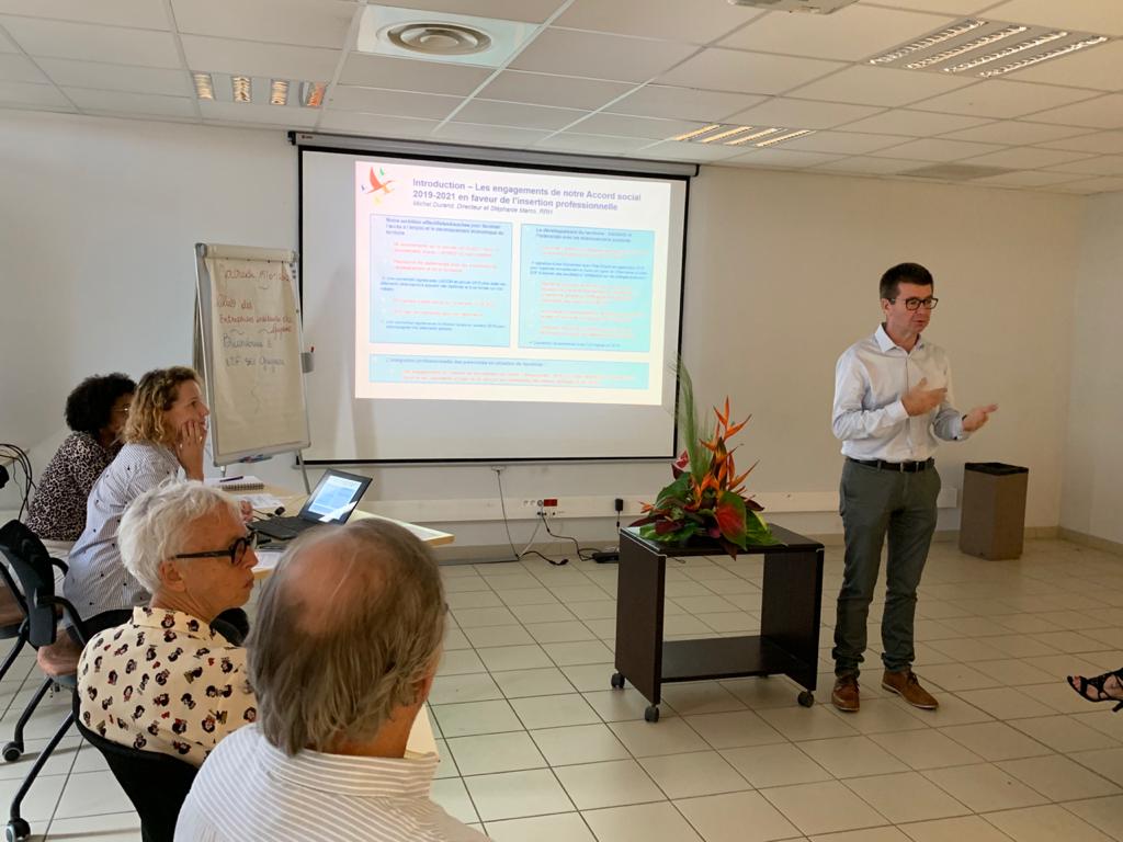 MedefGuyane's tweet photo. #Reunion trimestrielle du #Clubdesentreprisesinserantes @EDF_Guyane. Sujet : #handicap et Plan Régional d'Insertion des Travailleurs Handicapés avec @poleemploi_guya
Rejoignez le #ClubdesEntreprisesInsérantesdeGuyane
#MedefGuyane #LaDIECCTE #PoleEmploiGuyane #edfguyane https://t.co/QghqAjwEGw
