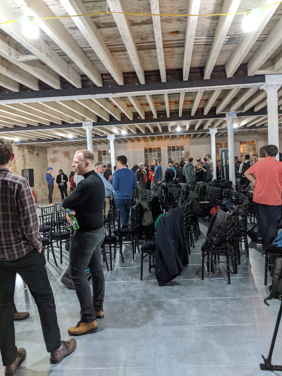 Cogentus1's tweet image. Packed house at the first London Robotics Meet.  Great hospitality and interesting speakers and attendees #Arrival #shadowrobot