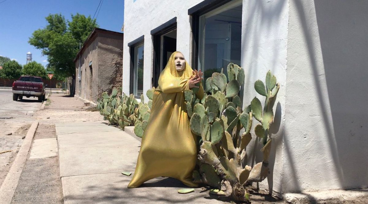 TexasBiennial's tweet photo. TX★09 & TX★11 alumni Christie Blizard for @artpace . #ContemporaryArt #TexasArt #TexasBiennial #Performance #ChristieBlizard #Artpace https://t.co/2S00T8ACx5