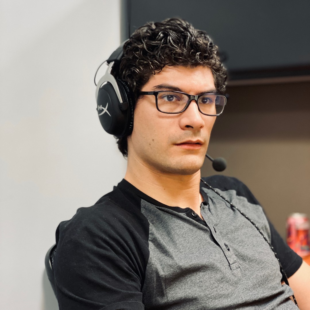 SystemGoIT's tweet image. Powering through #HumpDay 🐫 with laser focus 💥 Comment which emoji you think best describes our tech guru, Jordan!