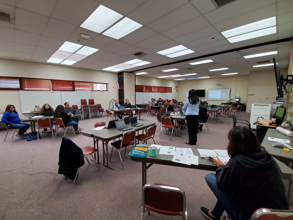 ouhsd_SP's tweet photo. Entrenamiento de ParentVUE para padres (Herramienta de comunicacion)/ParentVUE training for parents 1/11/20 https://t.co/1DmDgQswNF