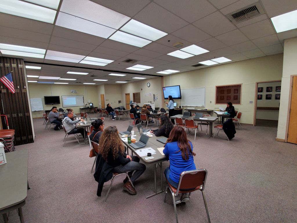 ouhsd_SP's tweet photo. Entrenamiento de ParentVUE para padres (Herramienta de comunicacion)/ParentVUE training for parents 1/11/20 https://t.co/1DmDgQswNF