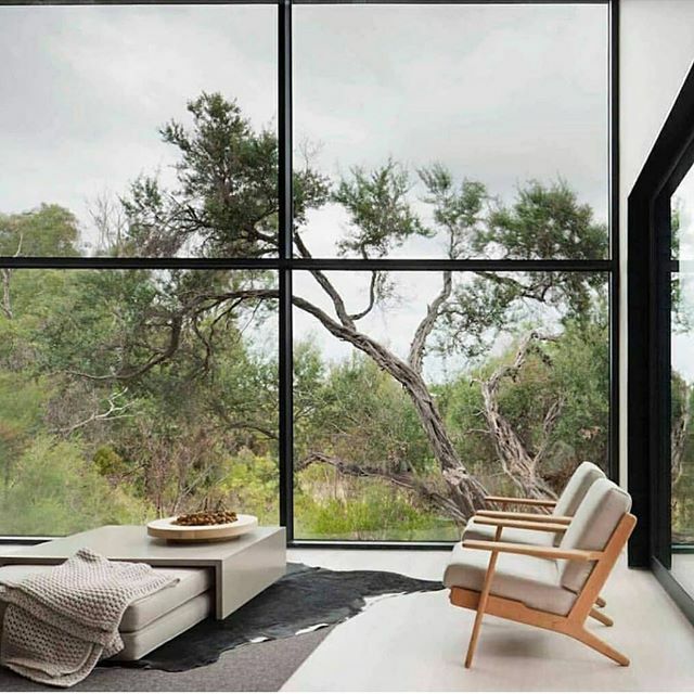 greenandmustard's tweet image. When the view is this good you might as well use the whole wall as your window 😍 pic by @shannonmcgrath7 .
.
#picturewindow #bigwindow #windowseat #glazing #window
.
. .
.

#dailyinspiration #dailydecordose #dailyinteriorinspiration #interiordesign #… ift.tt/3aga1lQ