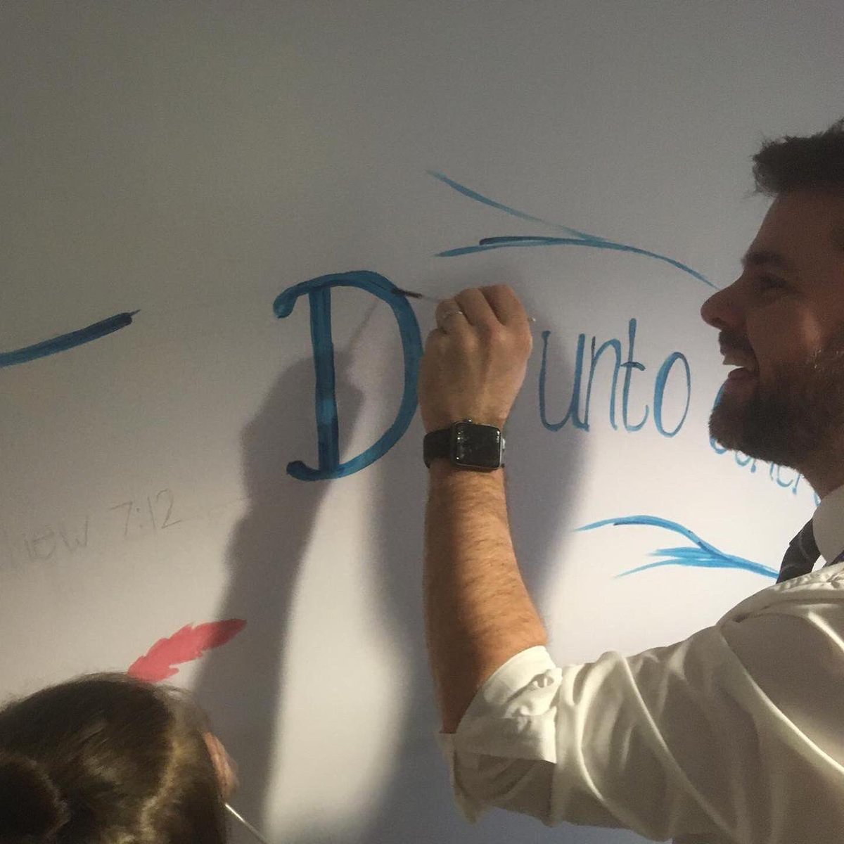 root2wing's tweet photo. Our artist’s apprentices helped to paint quotes and flight paths along the corridors. 
The great staff at Overthorpe CofE got stuck in too!
.
.
.
.
#teamwork #artinschools #painting  #community #communityarts #artsandwellbeing https://t.co/Ym2LzE4qBF