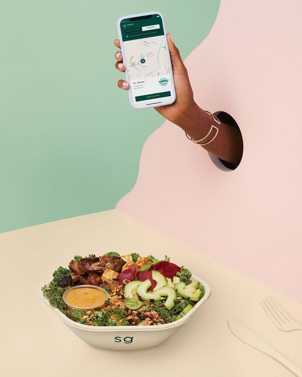 alexisstember's tweet photo. @sweetgreen delivery is finally here. Download the app to finally get a sweetgreen in your living room. PS it's free for a limited time! https://t.co/j2UhAiD3wD