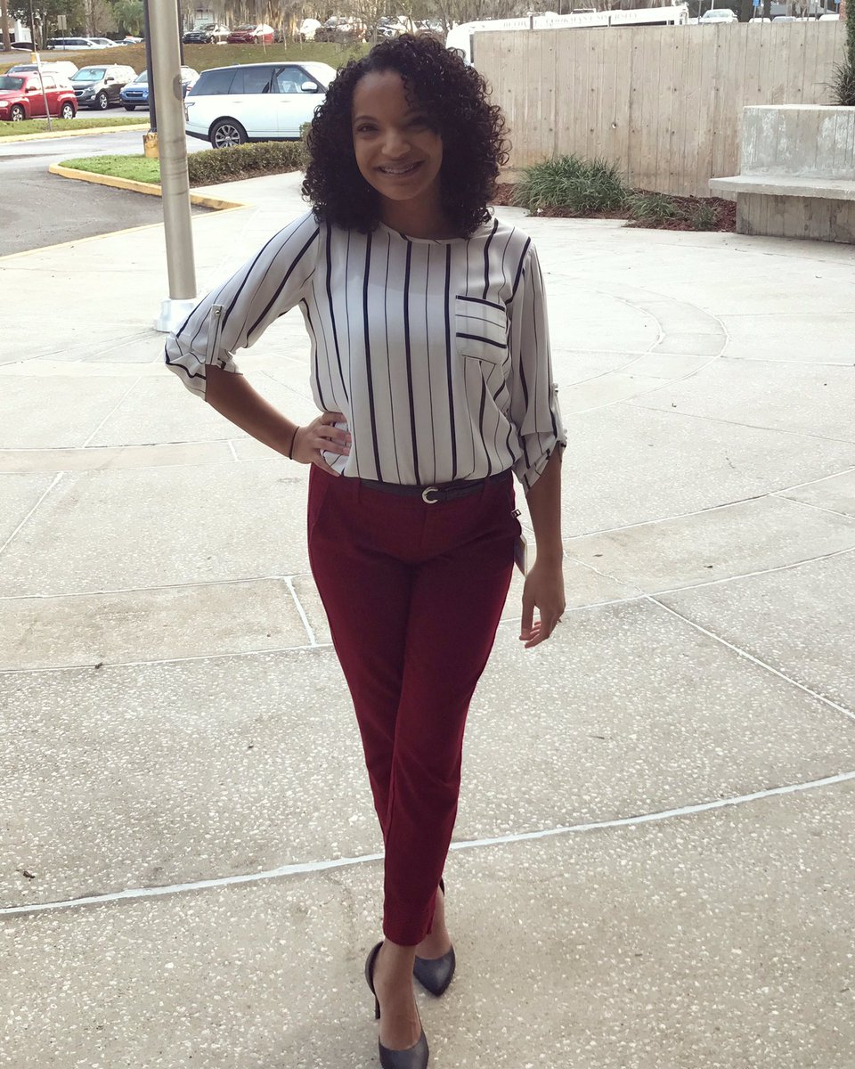 MrsKMaldonado's tweet photo. Officially a Student Teacher🍎 https://t.co/9jE6jb62hA