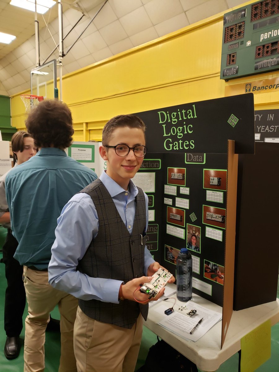 Scrivner101's tweet photo. Great science fair projects! https://t.co/iWuTcexb4X