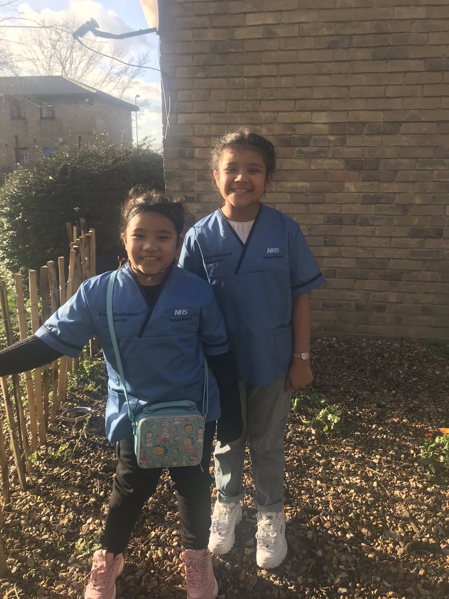 CatrionaRowland's tweet photo. It was pleasure meeting our #FutureNurses @NewhamHospital - totally adorable daughters of @sjardiniano1. #MiniShella #TeamCCOT #TeamICU @NewhamICU #YearoftheNurseandMidwife #2020 #TeamCNO @TJHalton @louise_crosby @Percinauld https://t.co/HLCwkXDxiz