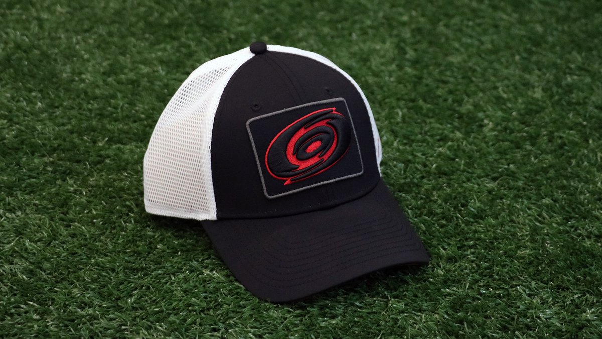 Canes's tweet image. 🚨 #NationalHatDay giveaway 🚨

RT this tweet for a chance to win this #Canes hat

We'll select + contact one random winner Thursday morning