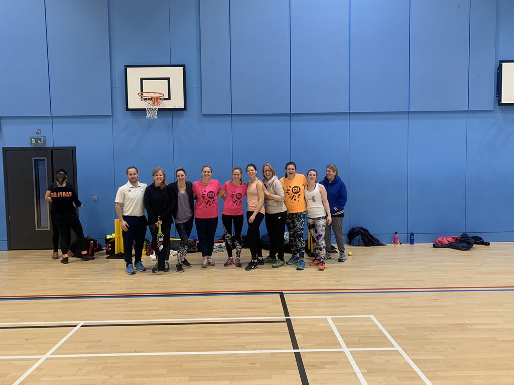 rachfmackenzie's tweet photo. There are some amazing options for getting active across the @NorthYorksSport region. Tonight I tried a beginner ladies cricket @ThinkCricketer (come join!) and trained with some fabulous ladies @HockeyHarrogate @REDJanuaryUK a great incentive to try new sports. https://t.co/xbZ1s2duQH