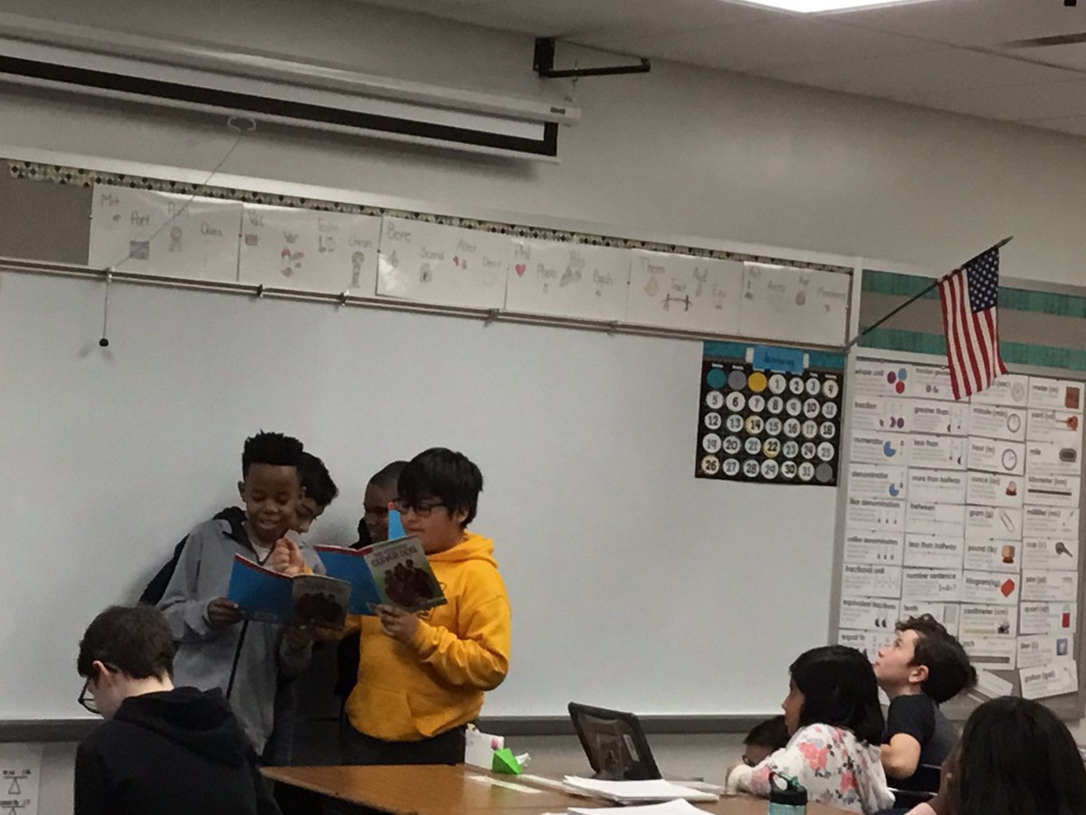 MrsLogansmsd's tweet photo. What a fun way to learn about dramas and practice public speaking! #fortheloveof5th @BrookridgeSMSD https://t.co/0LQJy3bdRA