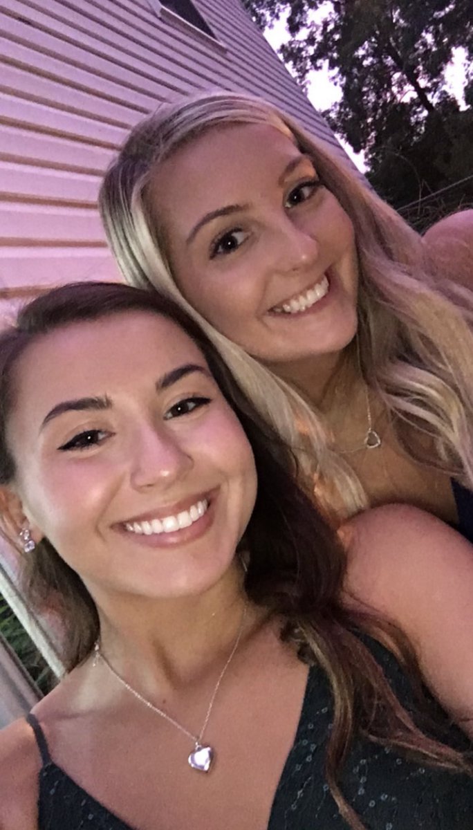 platolivia's tweet photo. Happy birthday to one of my bffs @emma_rozek !! Hope you have the best day, love you sm!! 🥰🥳♥️ https://t.co/zAkmgXU2u6