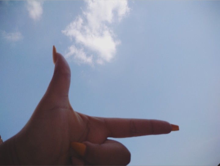 cirfb_1208's tweet photo. Seguiré con cada uno de ustedes hasta el fin, estaré contigo en las buenas y en las malas, llorare y reiré contigo, seré cada día más fuerte por ustedes no importa la situación me mantendré fuerte como ustedes lo han echo estos años ❤️✨
#AlwayswithEXO
@weareoneEXO 
@exoonearewe https://t.co/Smh95OXYmf