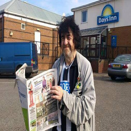 JosephCosgrove7's tweet photo. On duty at #SJP last night &amp; talked about Cliffy Ahmed; used to sit behind Crowd Docs in #LeazesEnd. He died (behind Strawberry Pub) after 3-3 draw with #MUFC. Monday was his anniversary RIP Cliffy @David_J_Waters @nufcfoodbank @BillCorcoran5 @NUFC 
https://t.co/veNbM8Cf38 https://t.co/VwygYdqAGE