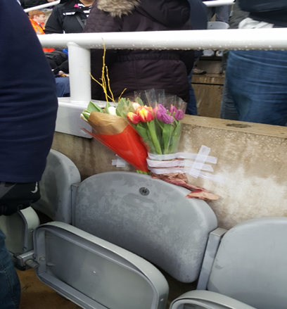 JosephCosgrove7's tweet photo. On duty at #SJP last night &amp; talked about Cliffy Ahmed; used to sit behind Crowd Docs in #LeazesEnd. He died (behind Strawberry Pub) after 3-3 draw with #MUFC. Monday was his anniversary RIP Cliffy @David_J_Waters @nufcfoodbank @BillCorcoran5 @NUFC 
https://t.co/veNbM8Cf38 https://t.co/VwygYdqAGE