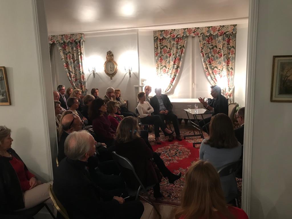 fromantin2020's tweet image. 💡Quel nouveau cadre de vie avec le projet des @AlleesdeNeuilly 🌱? 

Nouvelle réunion d’appartement en présence de 50 neuilléens pour expliquer la transformation d’une autoroute urbaine en une avenue apaisée 🛣#Attractivité #Architecture #EspacesPublics #Municipales2020