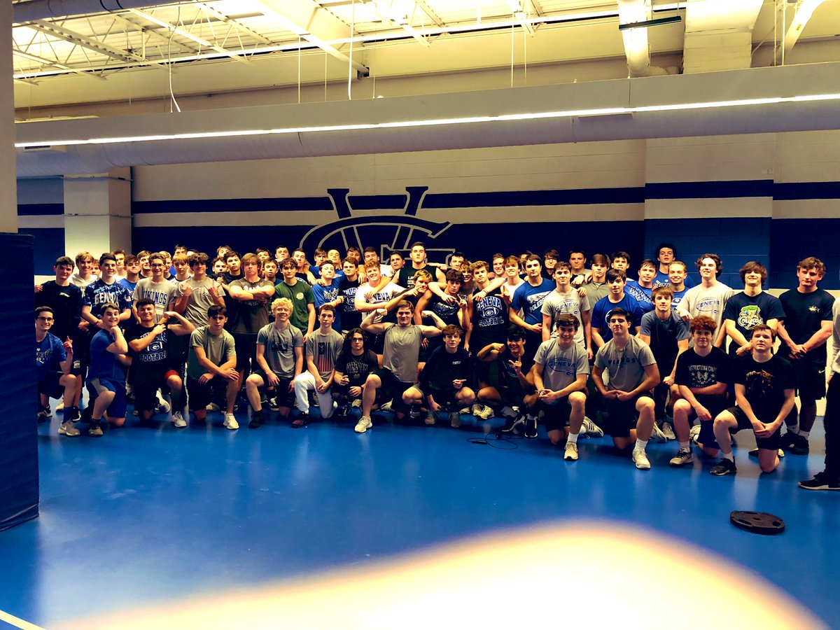 GenevaVikingsFB's tweet photo. “Life’s to short to be small”.   
#RiseAs1 #80athletes 
@GHS_ILathletics @GenVikBaseball @GHS_BoysLAX @GHSvikingsoccer https://t.co/KcvxzldYx4