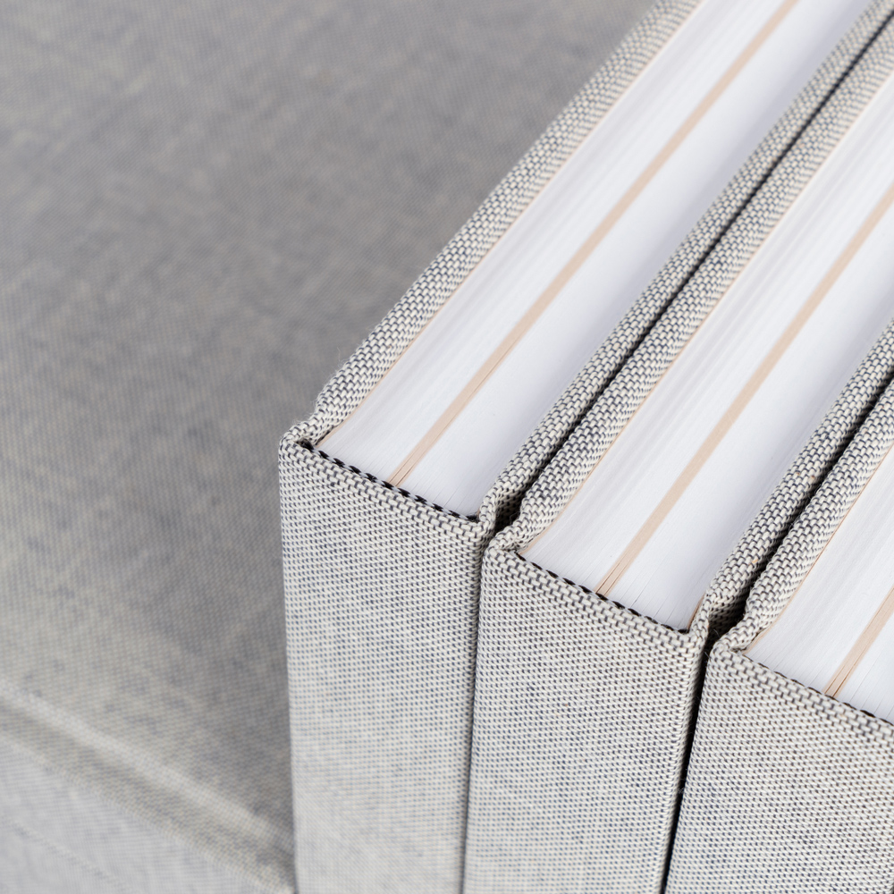 El libro Maximo del chef Eduardo García (<a href="/MaximoBistrot/">MaximoBistrot</a>  se consigue en:
Los restaurantes Maximo Bistrot y Lalo!
Ingredienta.com
Amazon.mx y Amazon.com
vivianbibliowicz.com/libro-maximo-d…