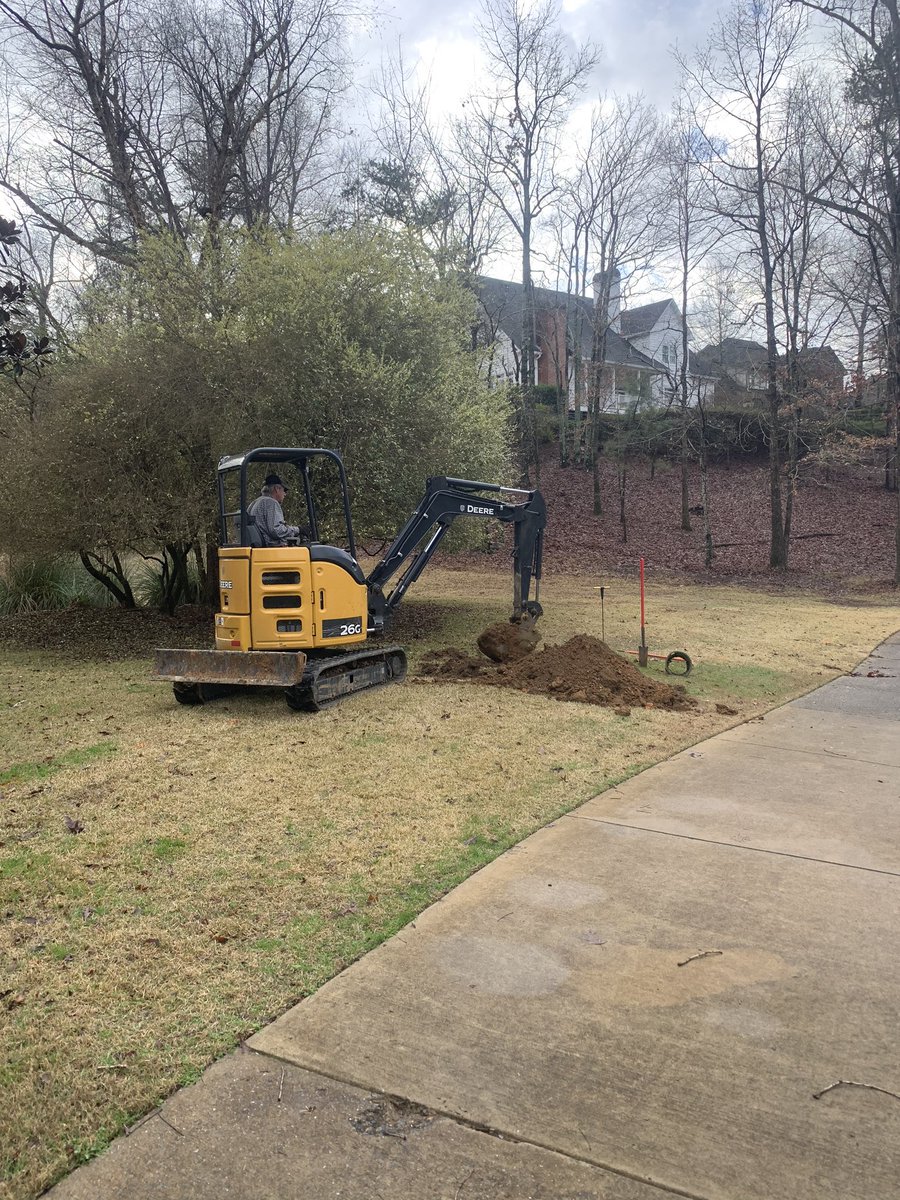 clayshelton3's tweet photo. Better weather today. Started knocking out some of our to-do list items at Greystone Founders. @bcornelius2 @hunteromary_12 #hydraulicirrigation #newvalves https://t.co/wFOKea0amW