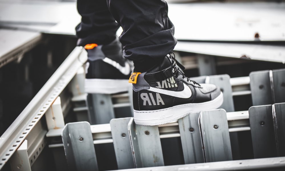 nike air force 1 high under construction black