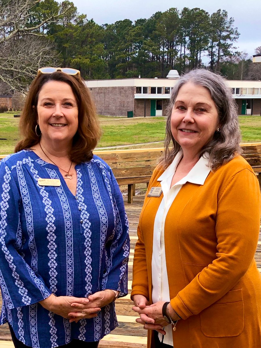 michellewclark1's tweet photo. Training Group 2 for the @ECPPS participation in the Continuum of Transitions (COT) Pilot with our #NCDPI Consultant, Beverly Colwell @educator84. Such a great opportunity for #ECPPS and our EC Staff! #NCDPITransition #nctransition #NCDPIExceptionalChildren https://t.co/tsLHNbiWwv