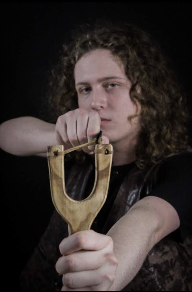 ChoProductions's tweet photo. Happy B-Day @JuggaloLeader !

Jake Barnett originated the character of Rowan the Hafling in ‘Legendary’ From wielding slingshots to gambling with orcs or letting us haul set pieces in your truck, you always have something to offer

Hope your day is LEGENDARY⚔️
📸@rainey_jackson1 https://t.co/PzCpZttAmY