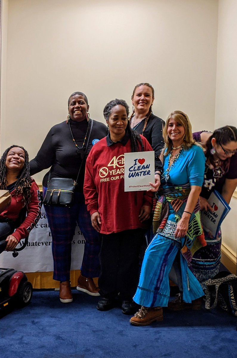BlkIndSkyIn1447's tweet photo. A few water protectors came in acknowledging adapt DIA anniversary.
Happy birthday Martin Luther King.
#DIAnow
#DIAtoday
#mniwiconi https://t.co/kDk0POYkID