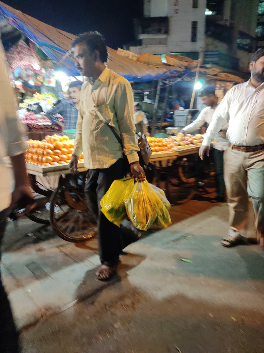 dharmeshbarai's tweet photo. From where these #singleuseplastic coming? Which actual not allowed to manufacture, how they entered in Maharashtra. @CMOMaharashtra @PawarSpeaks @OfficeofUT @AUThackeray sir please look, we need our city #PlasticFree @navimumbaicv @Navimumpolice @CIDCO_Ltd @mybmc @fayedsouza https://t.co/YMuPR93wN9