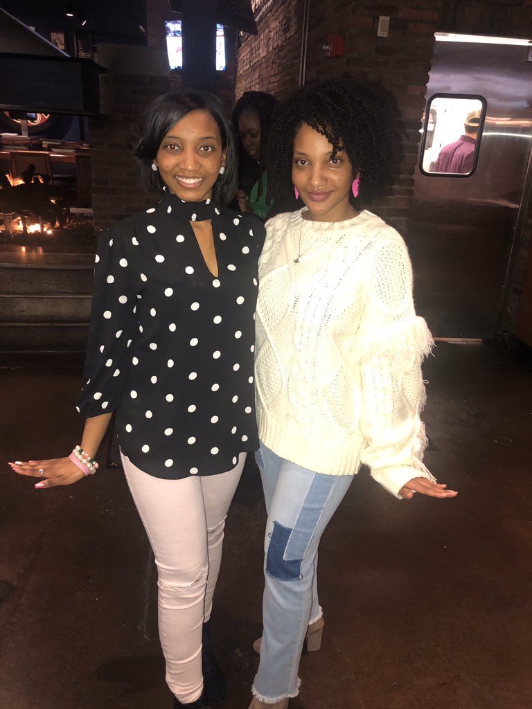 sydney_always's tweet photo. First Founders’ Day with the sis 💕💚 #Fall15 #Fall19 #RealSisters https://t.co/ABLVWA6eCv