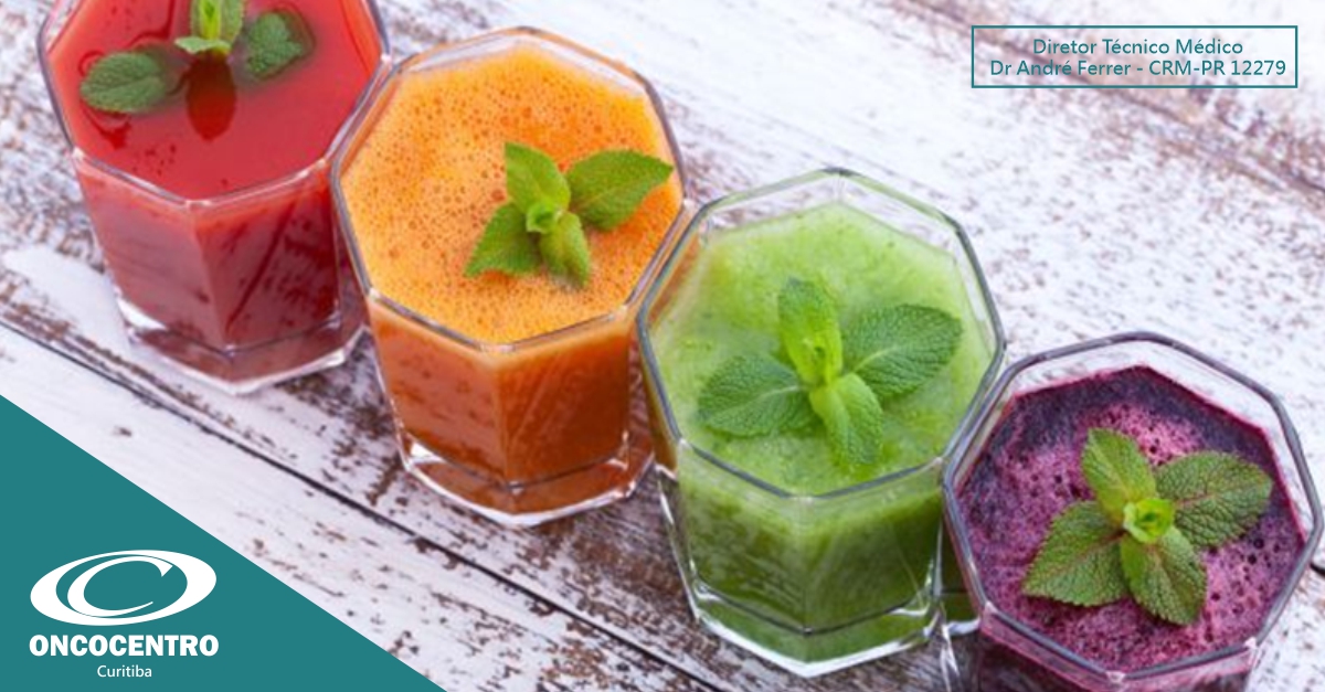 oncocentro's tweet photo. Tomar sucos de frutas, vegetais e cereais integrais é uma excelente forma de ajudar a diminuir o risco de desenvolver câncer. Continue lendo a matéria completa em nosso site. https://t.co/AHht8NDoTl https://t.co/kGwyzPKCnw