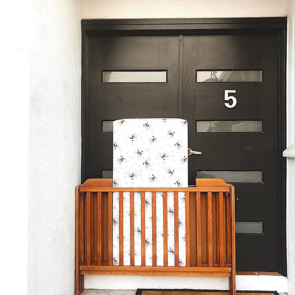 Hire one of our timber cots for your next holiday. We deliver to the door of your stay. #byronbay #kingscliff #burleighheads @byronbabyshop byronbabyshop.com.au