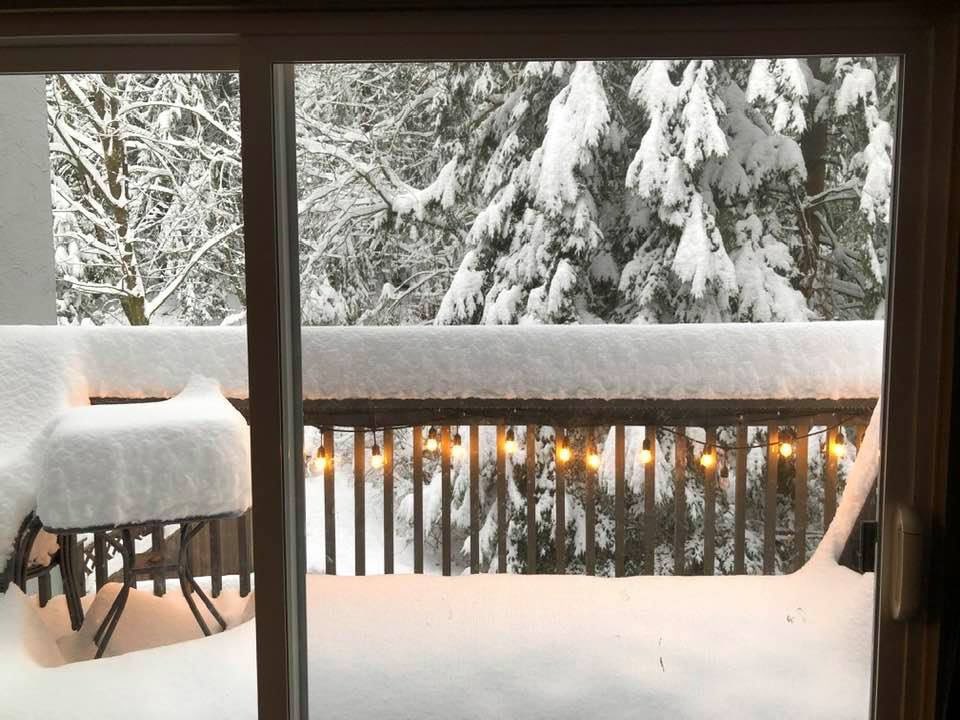 ExanSoftware's tweet image. The Vancouver area is experiencing extreme winter weather conditions which impacts our team’s ability to work in-office. This may result in a delay in axiUm Support responsiveness.

Thanks for your patience during this time! 

PS here are some of the snow photos from Exan Staff!