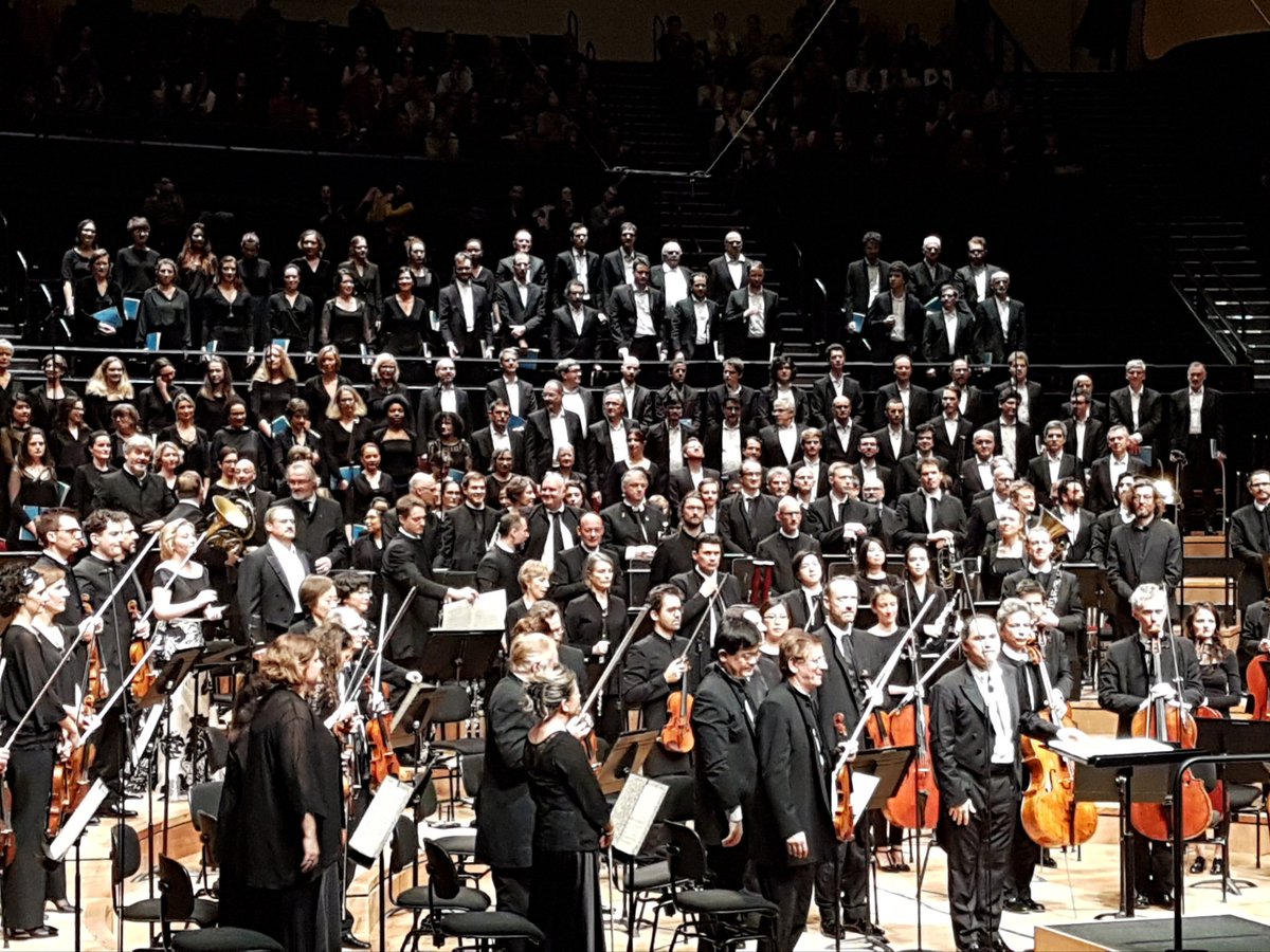 #LaDamnationdeFaust #Berlioz à la @Philharmonie ce soir : 'D'amour, l'ardente flamme consume mes beaux jours !' @Karinedeshayes @OrchestreParis et imposant @ch_OrchParis dirigés par @tsokhiev